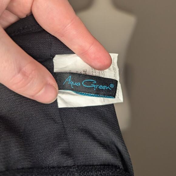 Aqua Green Women's Swim Halter Back Tankini Top Blue & Pink Chevron Size XL - Picture 4 of 8